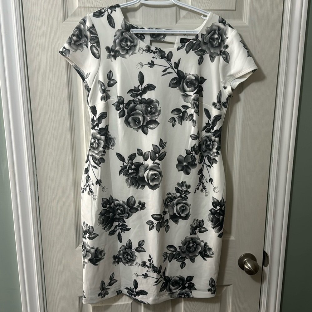 Maternity dress